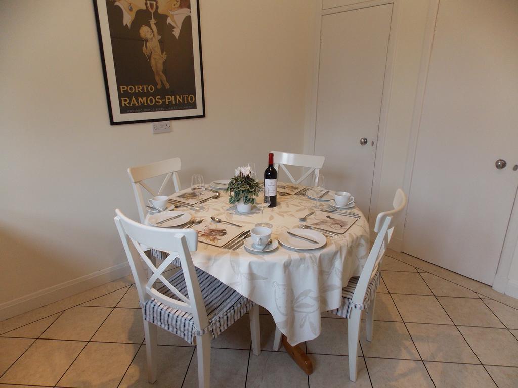 Violet Bank Apartment Morningside Edinburgh Bilik gambar